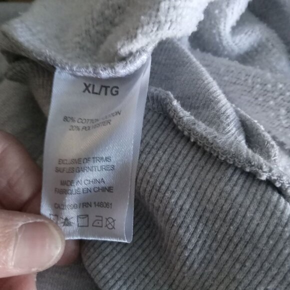 Kendall & Kylie Cropped Grey Hoodie - Picture 5 of 6